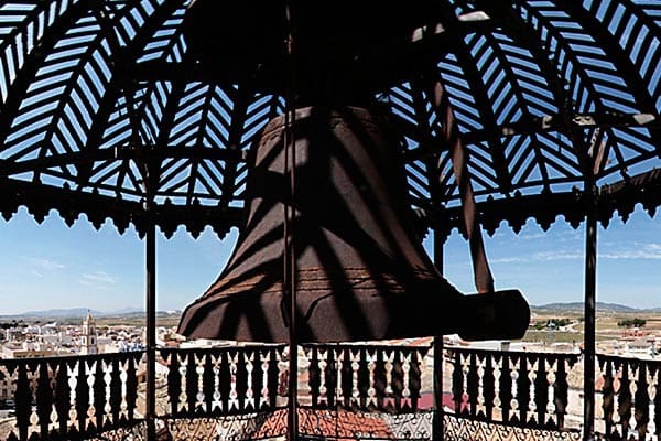 5 bedroom Villa for sale in Pinoso with pool - € 472,650 (Ref: 3240472)