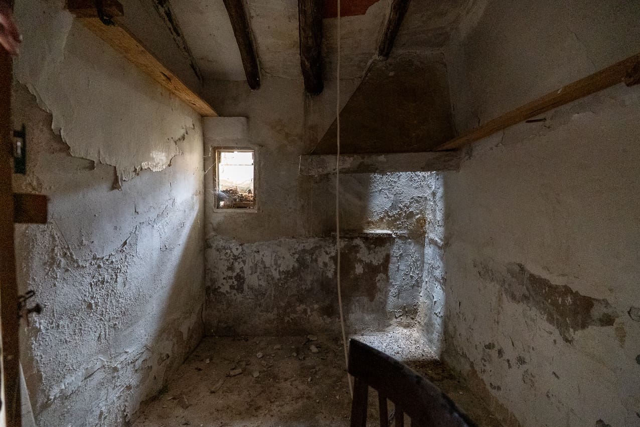 2 soveværelse Finca/Landehus til salg i Pinoso med swimmingpool - € 59.950 (Ref: 3260870)