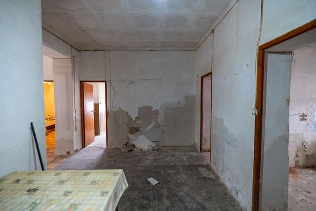 2 bedroom Finca/Country House for sale in Pinoso with pool - € 59,950 (Ref: 3260870)