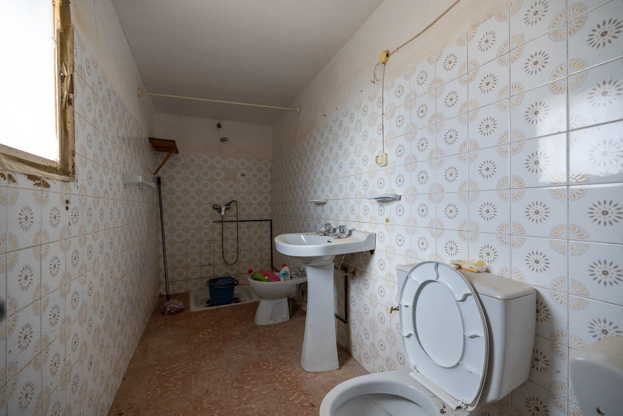 2 bedroom Finca/Country House for sale in Pinoso with pool - € 59,950 (Ref: 3260870)