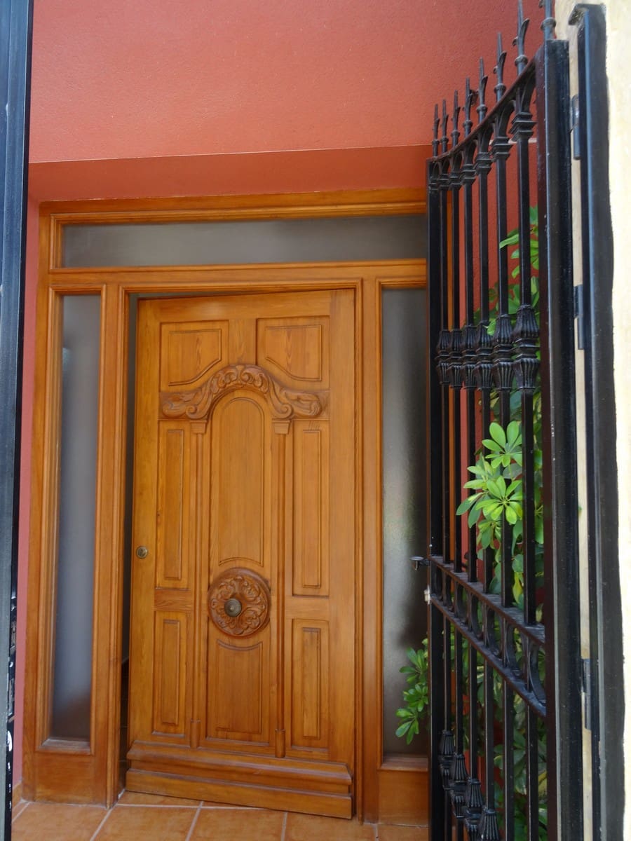 3 bedroom Townhouse for sale in Pinoso with pool - € 290,000 (Ref: 3263903)