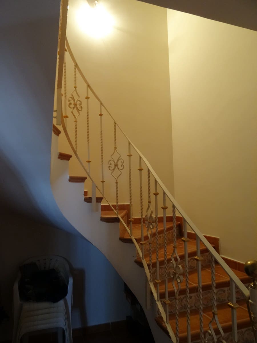 3 bedroom Townhouse for sale in Pinoso with pool - € 290,000 (Ref: 3263903)