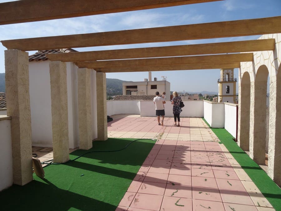 3 bedroom Townhouse for sale in Pinoso with pool - € 290,000 (Ref: 3263903)