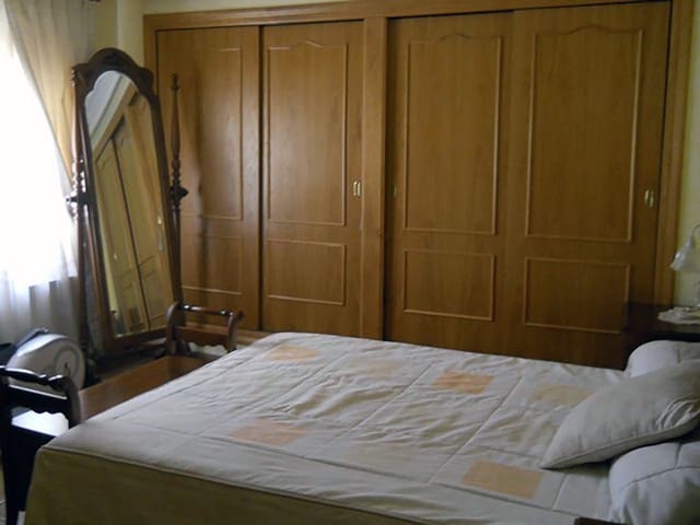 4 slaapkamer Huis te koop in Pinoso met zwembad - € 139.950 (Ref: 3308711)