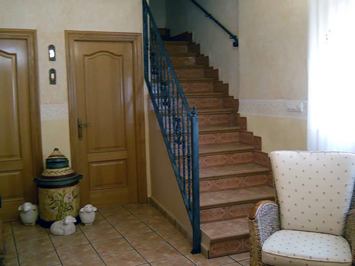 4 Zimmer Haus zu verkaufen in Pinoso mit Pool - 139.950 € (Ref: 3308711)