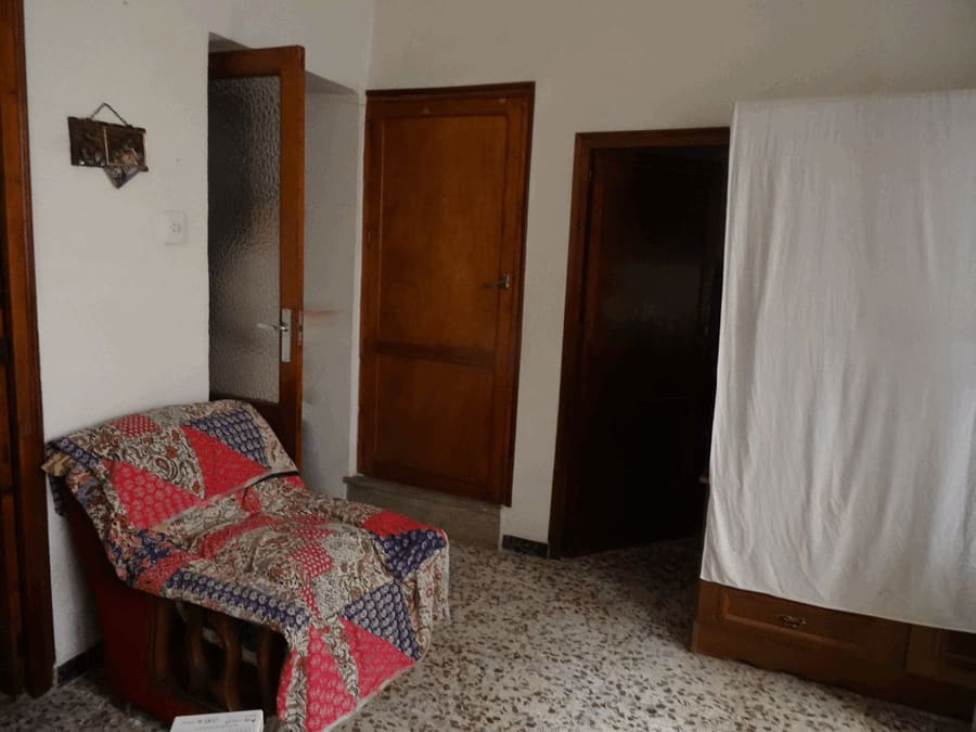 6 soverom Hus til salgs i Pinoso med svømmebasseng - € 74 000 (Ref: 3360435)