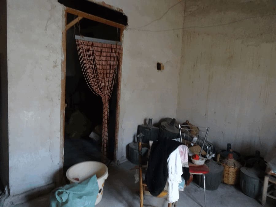 6 soverom Hus til salgs i Pinoso med svømmebasseng - € 74 000 (Ref: 3360435)