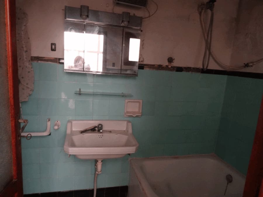 6 soverom Hus til salgs i Pinoso med svømmebasseng - € 74 000 (Ref: 3360435)