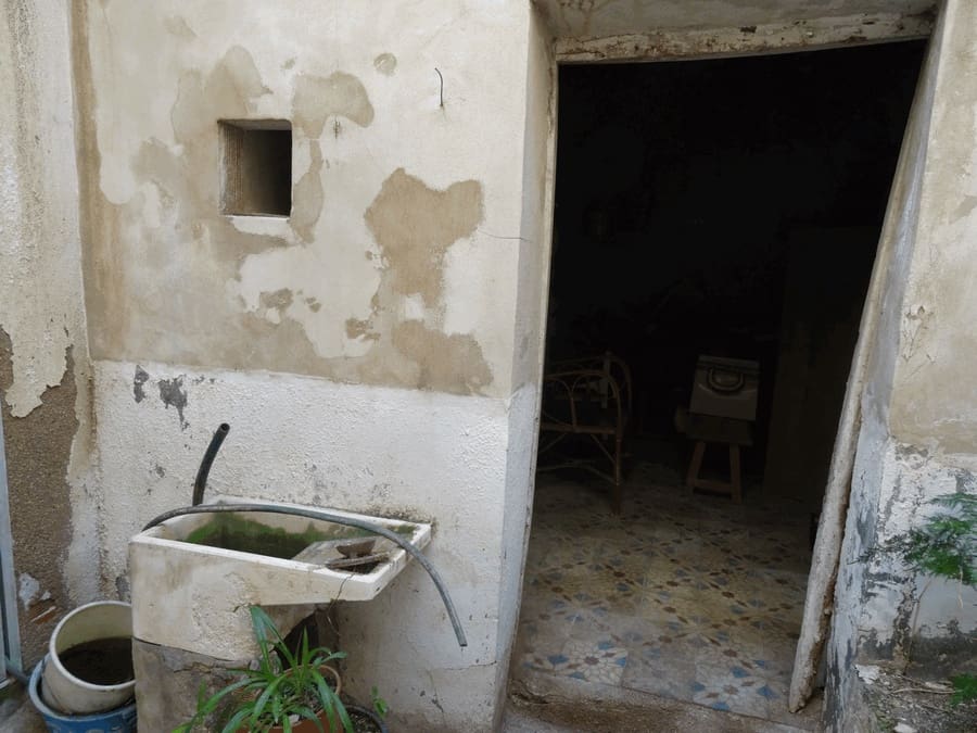 6 soverom Hus til salgs i Pinoso med svømmebasseng - € 74 000 (Ref: 3360435)