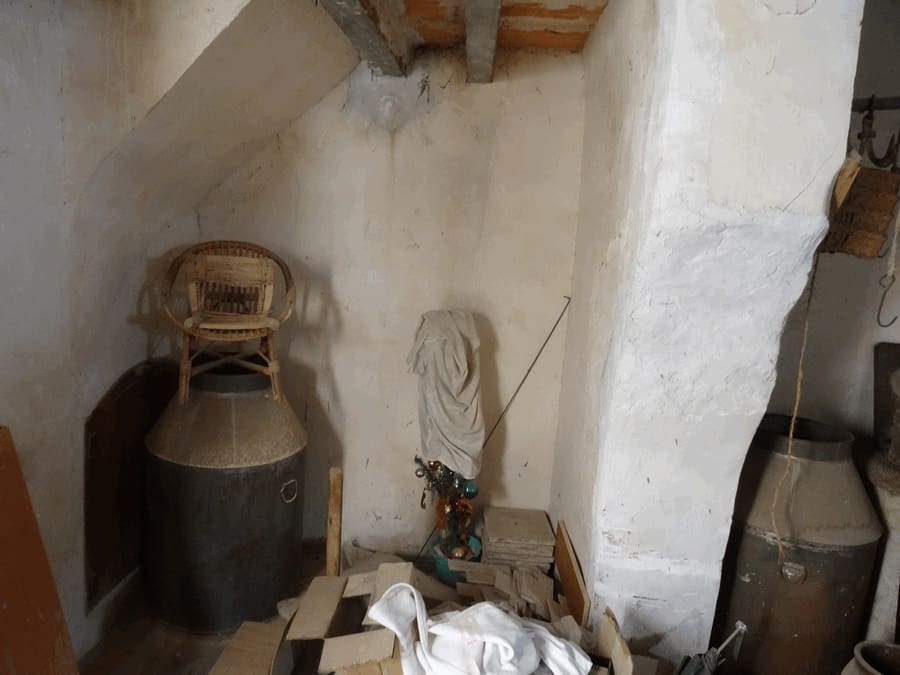 6 soverom Hus til salgs i Pinoso med svømmebasseng - € 74 000 (Ref: 3360435)