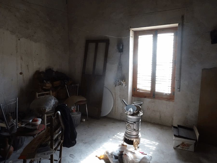 6 soverom Hus til salgs i Pinoso med svømmebasseng - € 74 000 (Ref: 3360435)