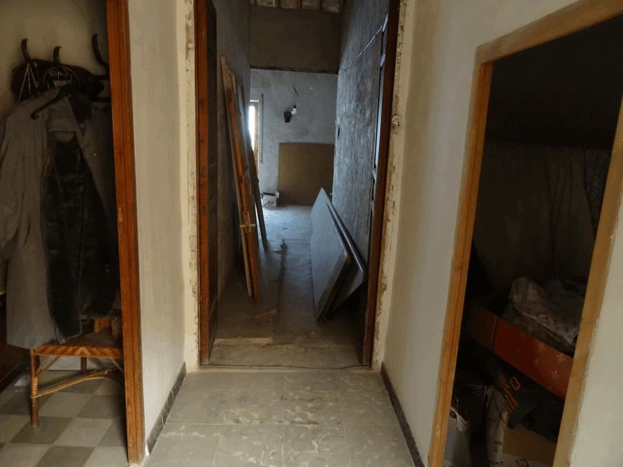 6 soverom Hus til salgs i Pinoso med svømmebasseng - € 74 000 (Ref: 3360435)