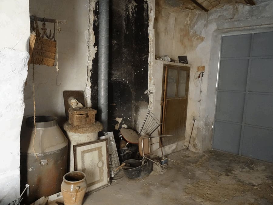 6 soverom Hus til salgs i Pinoso med svømmebasseng - € 74 000 (Ref: 3360435)