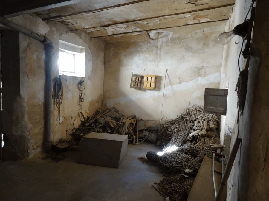 6 soverom Hus til salgs i Pinoso med svømmebasseng - € 74 000 (Ref: 3360435)