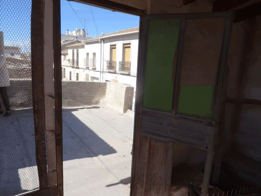 6 soverom Hus til salgs i Pinoso med svømmebasseng - € 74 000 (Ref: 3360435)