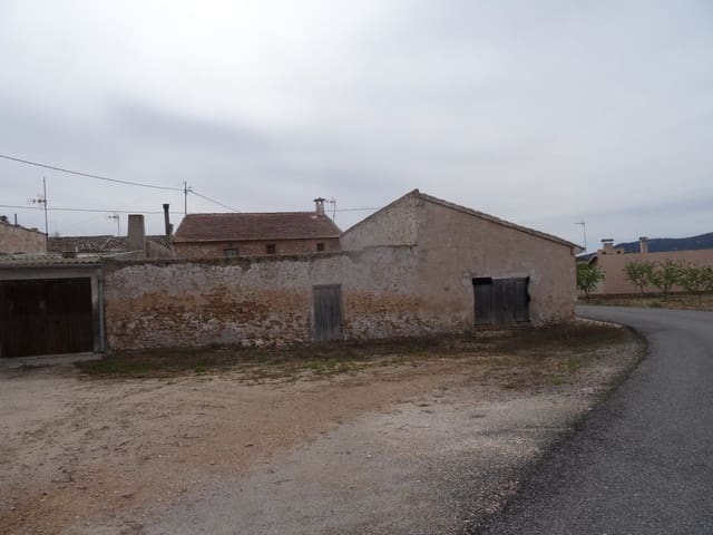 5 bedroom Finca/Country House for sale in Pinoso with pool - € 85,000 (Ref: 3405369)