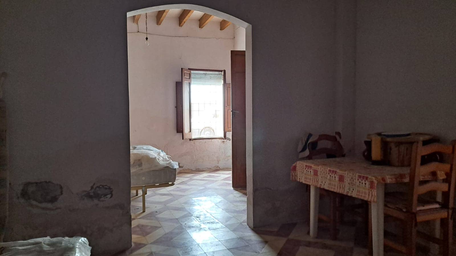 5 slaapkamer Finca/Landhuis te koop in Pinoso met zwembad - € 85.000 (Ref: 3405369)