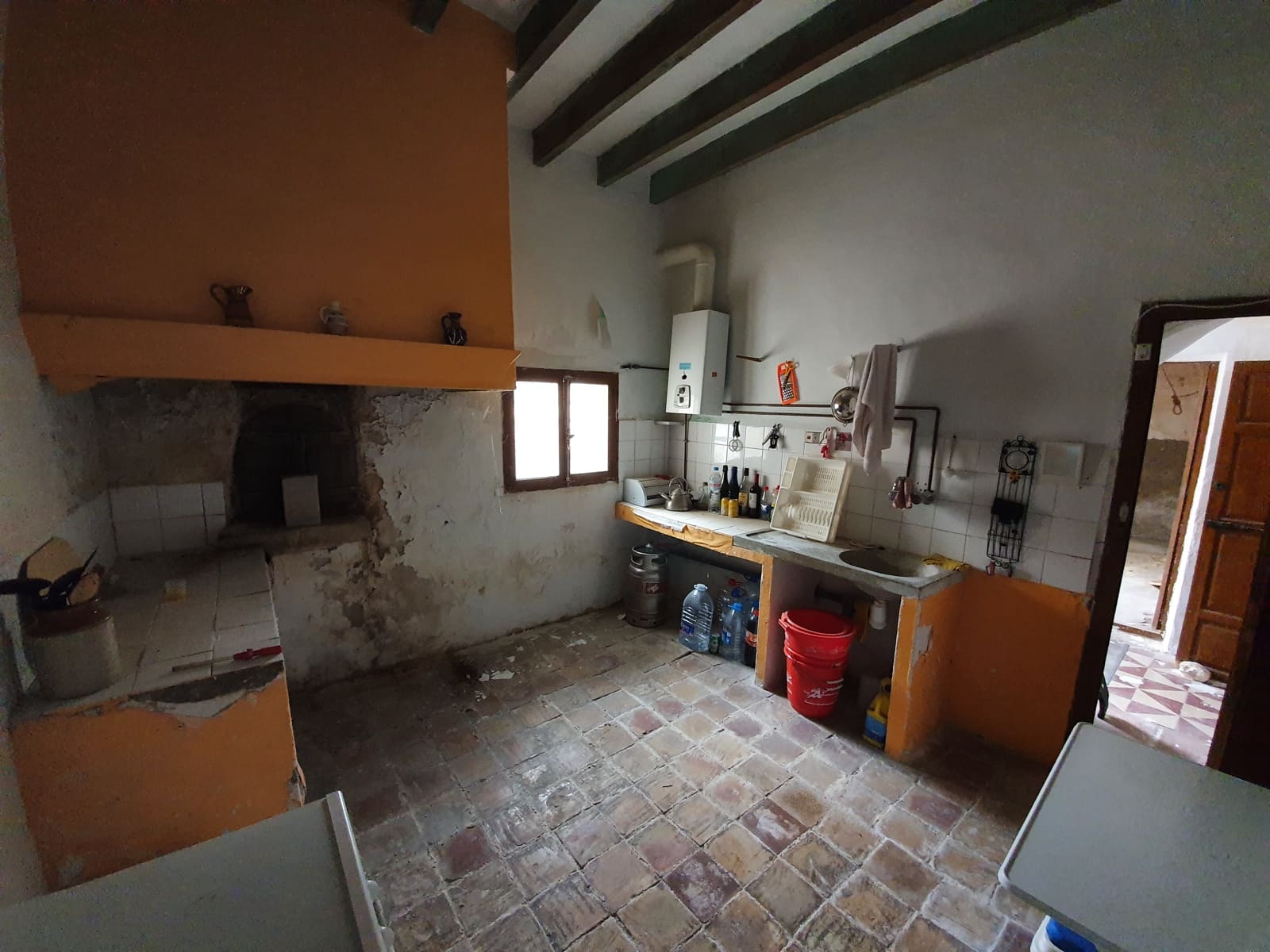 5 slaapkamer Finca/Landhuis te koop in Pinoso met zwembad - € 85.000 (Ref: 3405369)