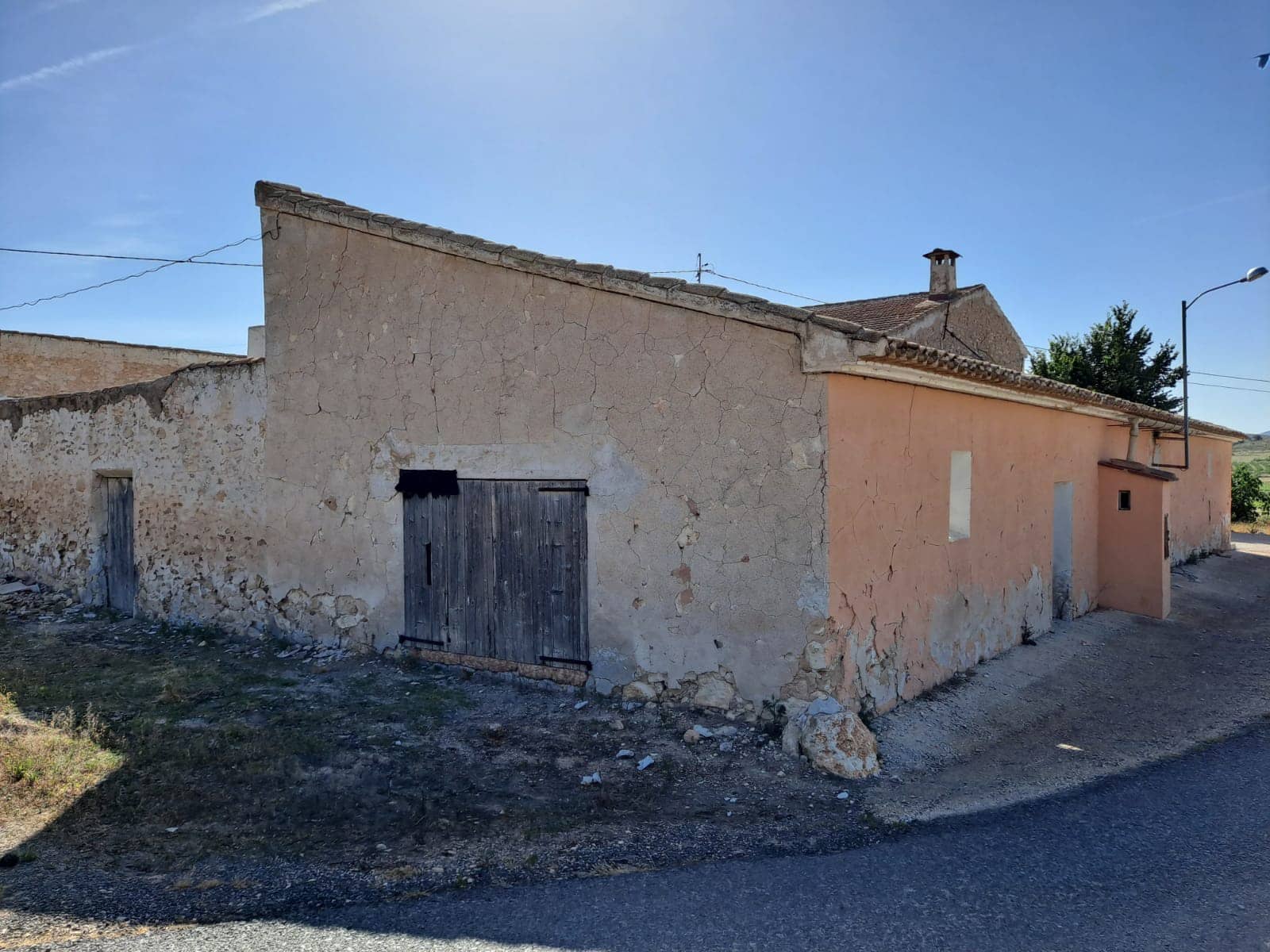 5 slaapkamer Finca/Landhuis te koop in Pinoso met zwembad - € 85.000 (Ref: 3405369)