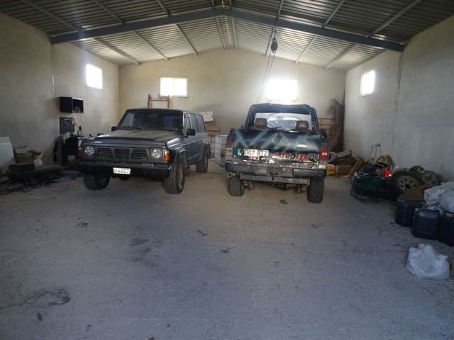 Finca/Casa Rural de 4 habitaciones en Raspay, Yecla en venta con piscina - 900.000 € (Ref: 3465129)