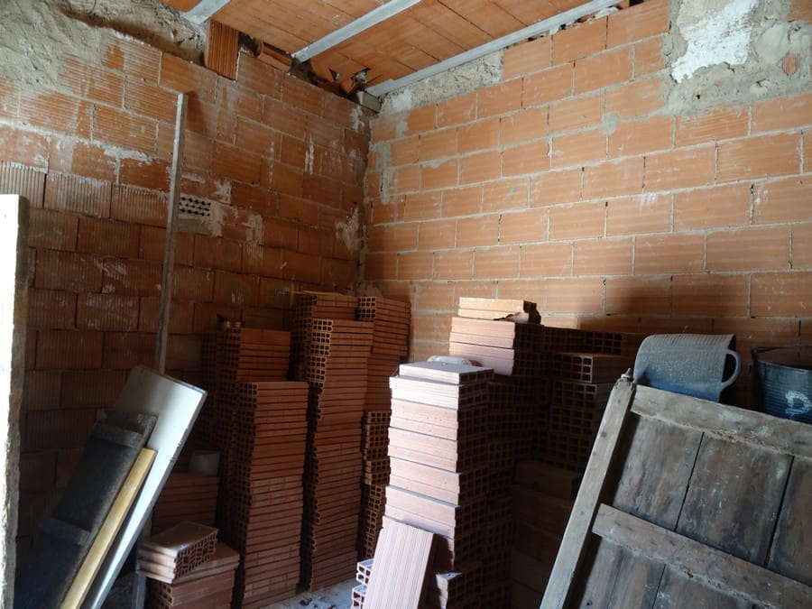 7 bedroom Finca/Country House for sale in Pinoso with pool - € 129,000 (Ref: 3466067)