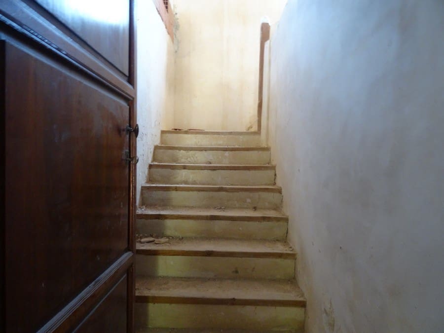 7 bedroom Finca/Country House for sale in Pinoso with pool - € 129,000 (Ref: 3466067)