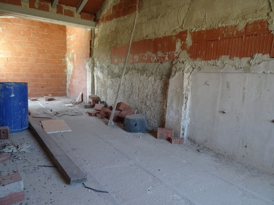 7 bedroom Finca/Country House for sale in Pinoso with pool - € 129,000 (Ref: 3466067)