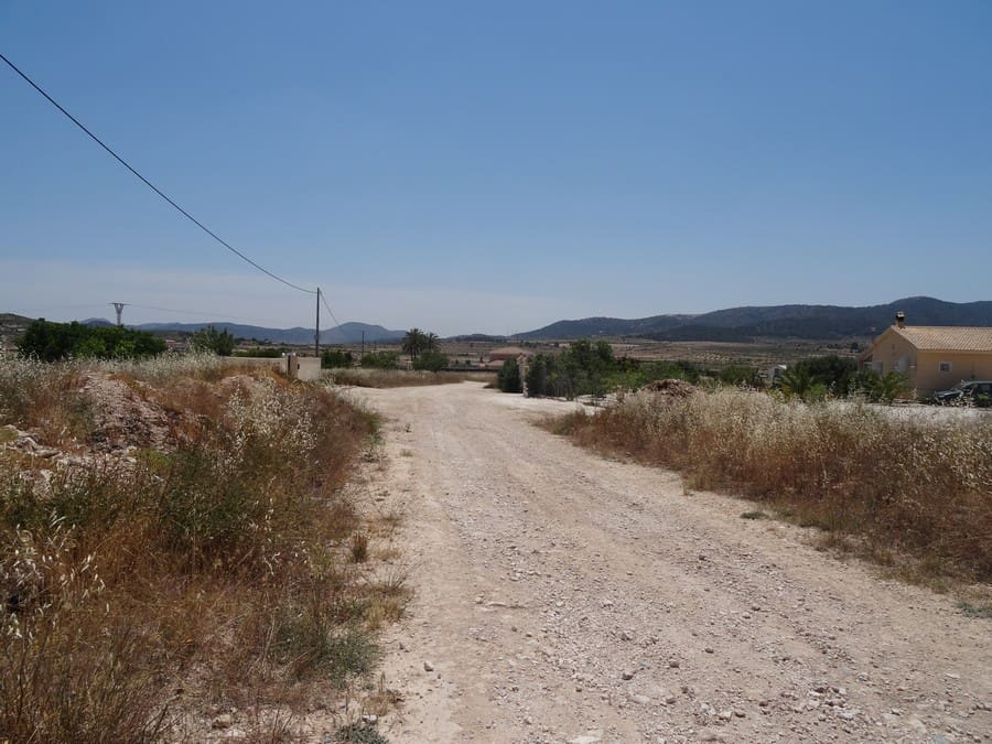 7 bedroom Finca/Country House for sale in Pinoso with pool - € 129,000 (Ref: 3466067)