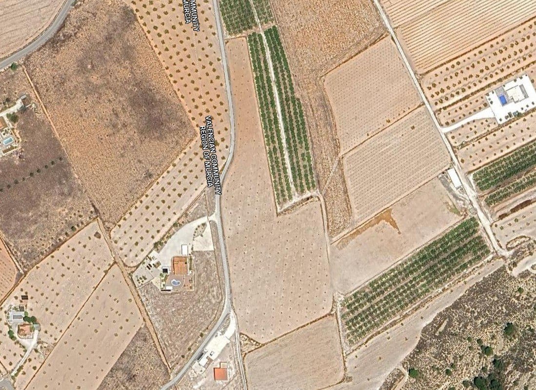 Grunde uden byggetilladelser til salg i Jumilla - € 39.000 (Ref: 3539468)