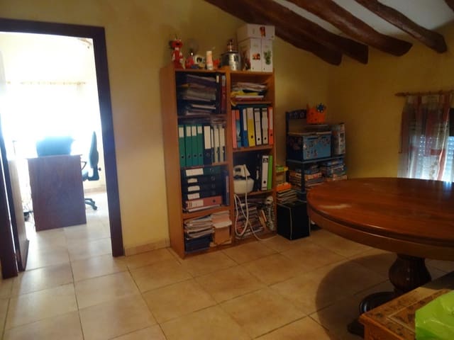 3 soverom Hus til salgs i Rodriguillo, Pinoso med svømmebasseng - € 94 800 (Ref: 3578403)