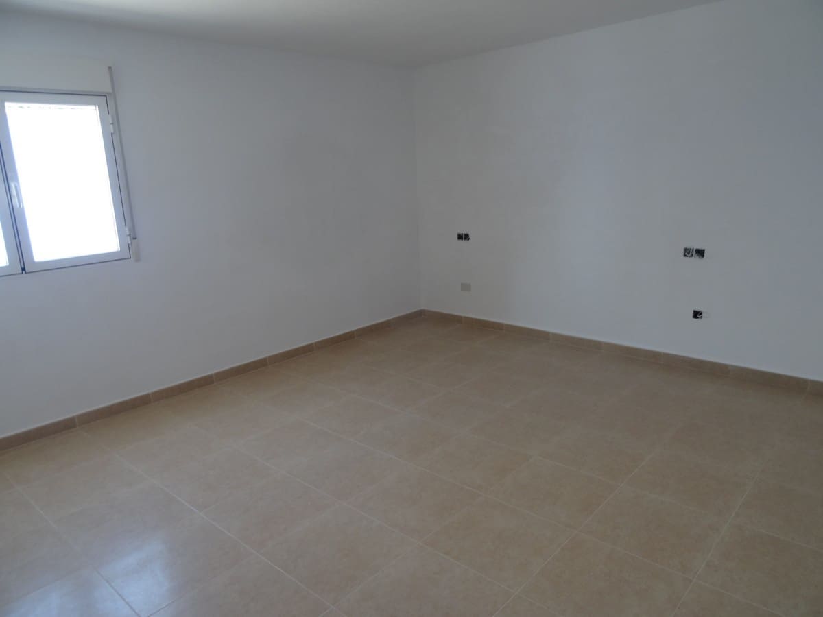 10 soverom Hotell til salgs i Fortuna med svømmebasseng - € 349 950 (Ref: 3593455)