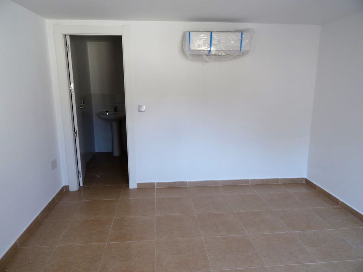 10 soverom Hotell til salgs i Fortuna med svømmebasseng - € 349 950 (Ref: 3593455)