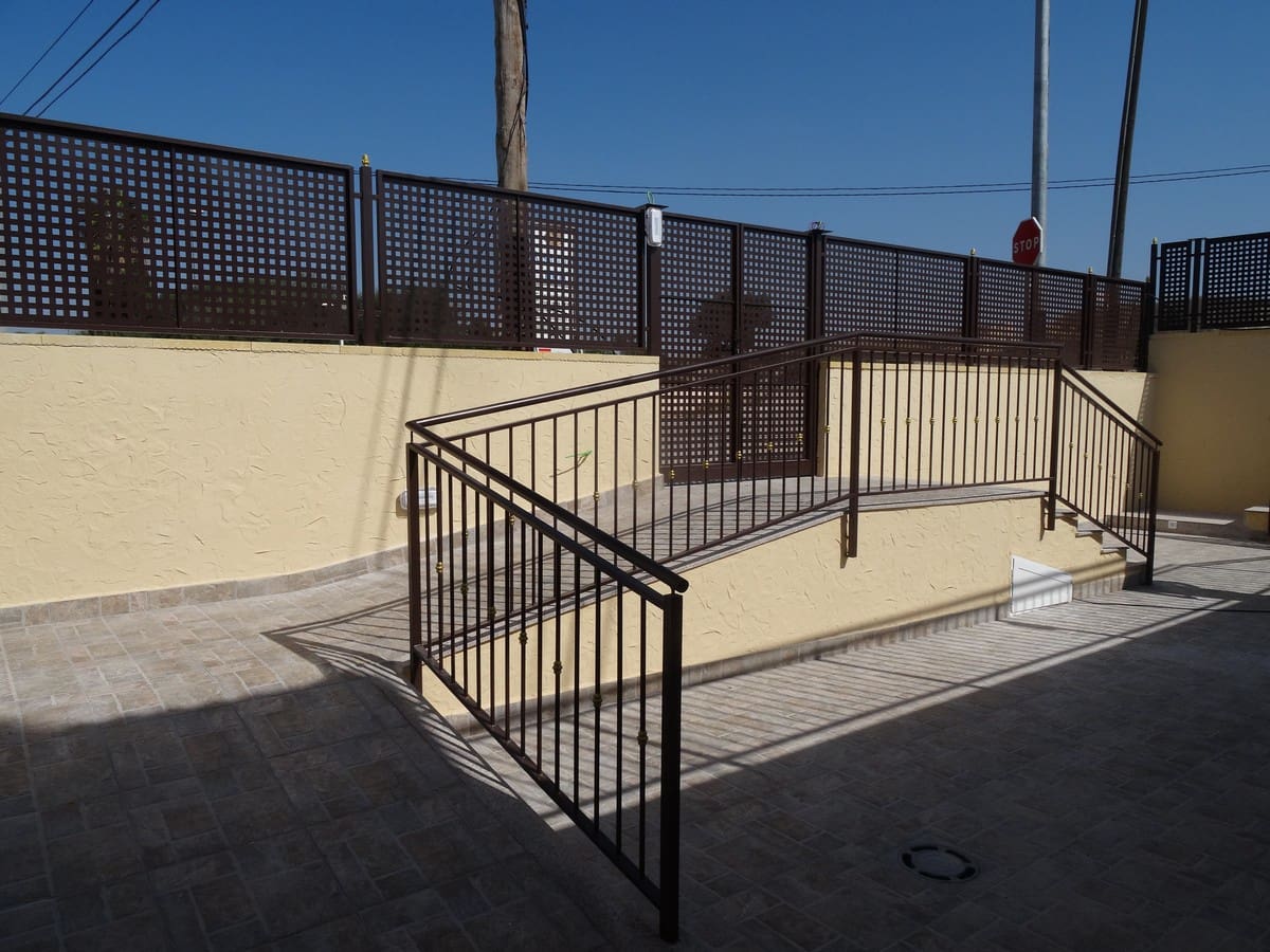 10 soverom Hotell til salgs i Fortuna med svømmebasseng - € 349 950 (Ref: 3593455)