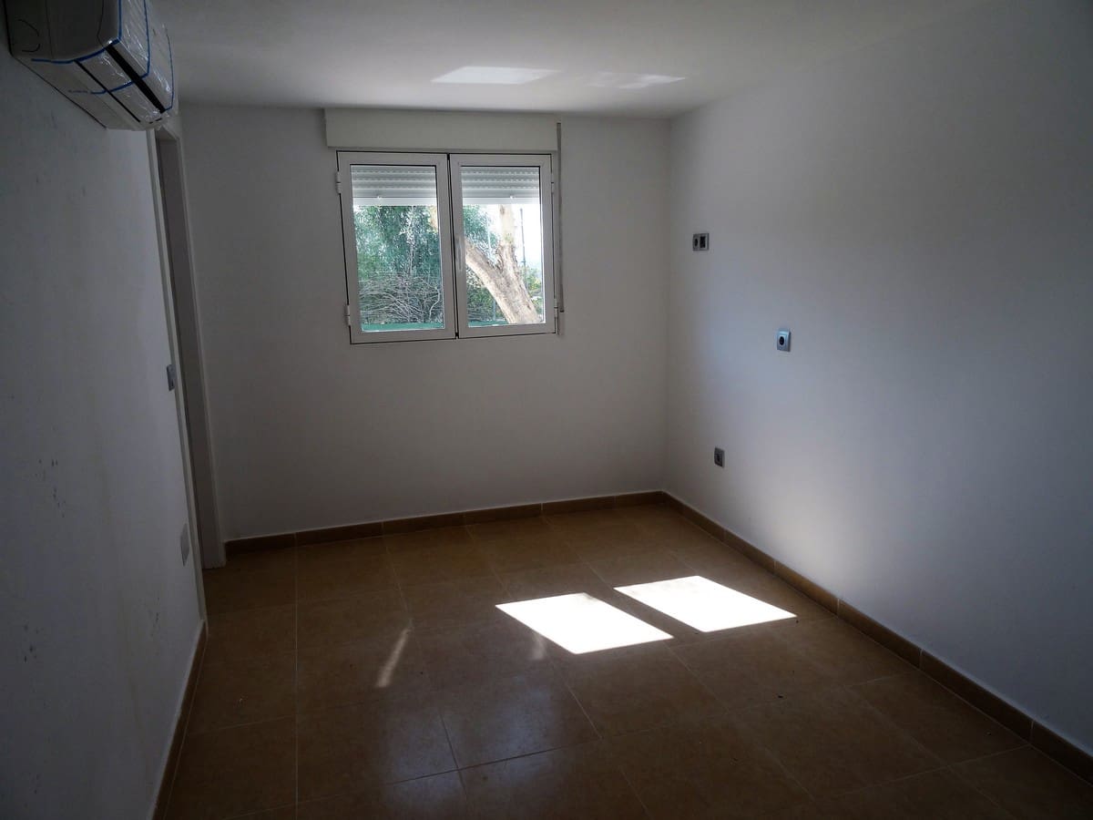 10 soverom Hotell til salgs i Fortuna med svømmebasseng - € 349 950 (Ref: 3593455)