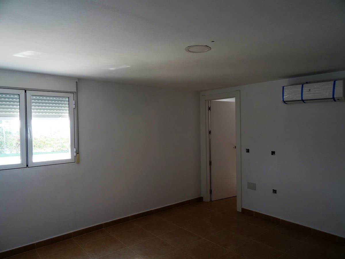 10 soverom Hotell til salgs i Fortuna med svømmebasseng - € 349 950 (Ref: 3593455)