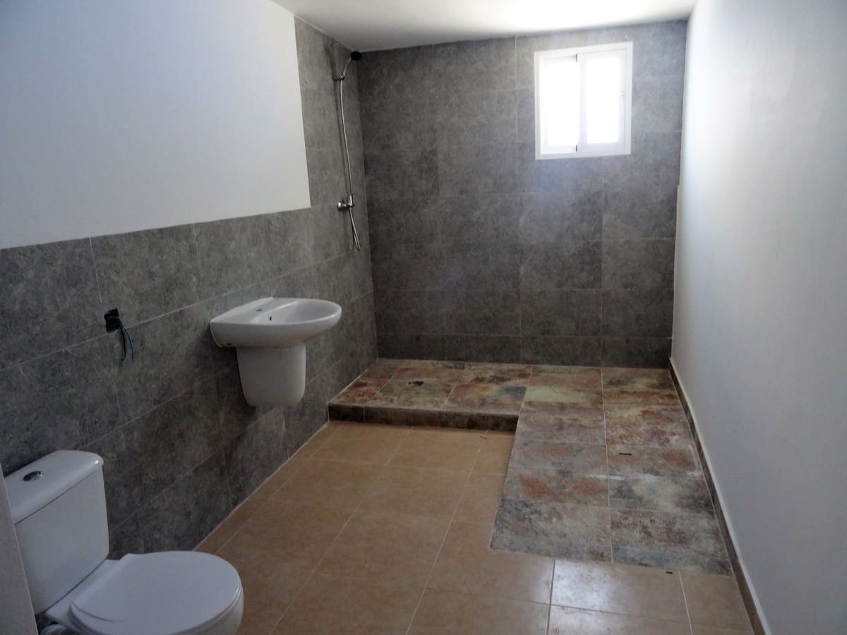 10 soverom Hotell til salgs i Fortuna med svømmebasseng - € 349 950 (Ref: 3593455)