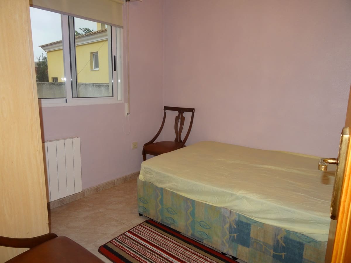 4 soveværelse Byhus til salg i Las Virtudes med swimmingpool - € 105.000 (Ref: 3603614)