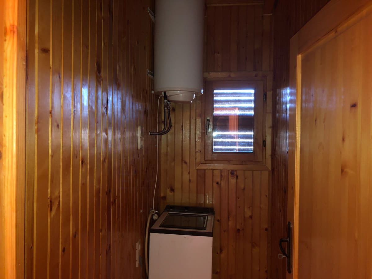 3 soveværelse Finca/Landehus til salg i Ubeda med swimmingpool - € 108.000 (Ref: 3605480)