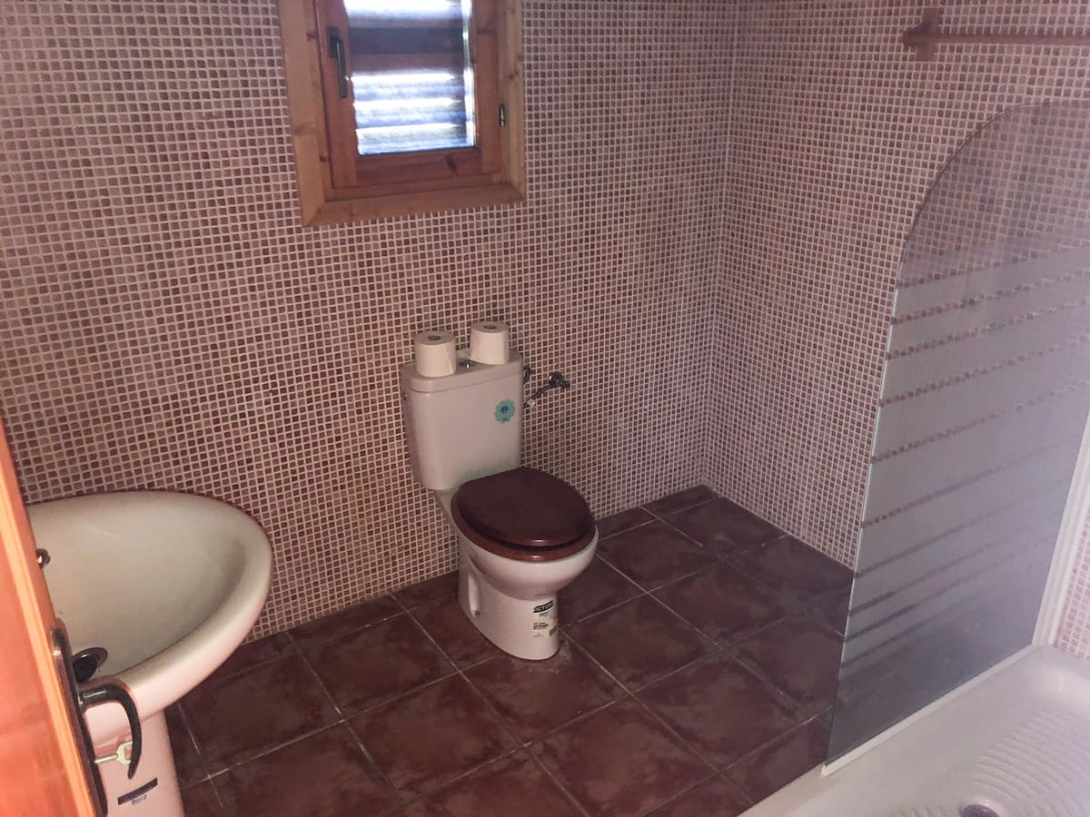 3 soveværelse Finca/Landehus til salg i Ubeda med swimmingpool - € 108.000 (Ref: 3605480)