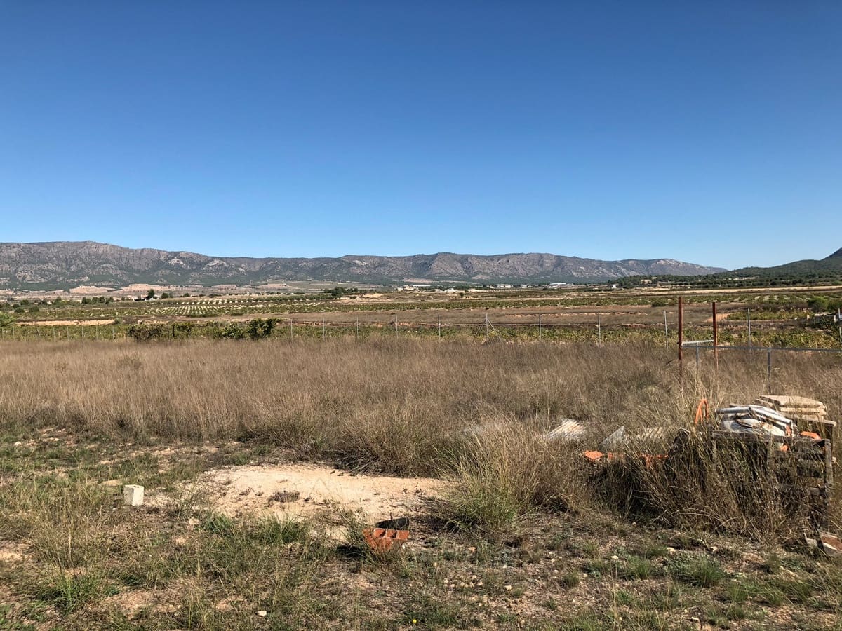 3 soveværelse Finca/Landehus til salg i Ubeda med swimmingpool - € 108.000 (Ref: 3605480)