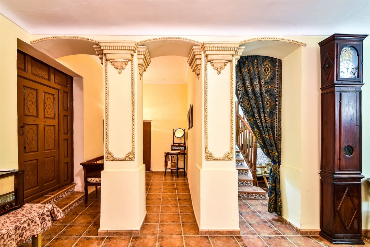 10 chambre Finca/Maison de Campagne à vendre à Encebras avec piscine - 2 250 000 € (Ref: 3611704)