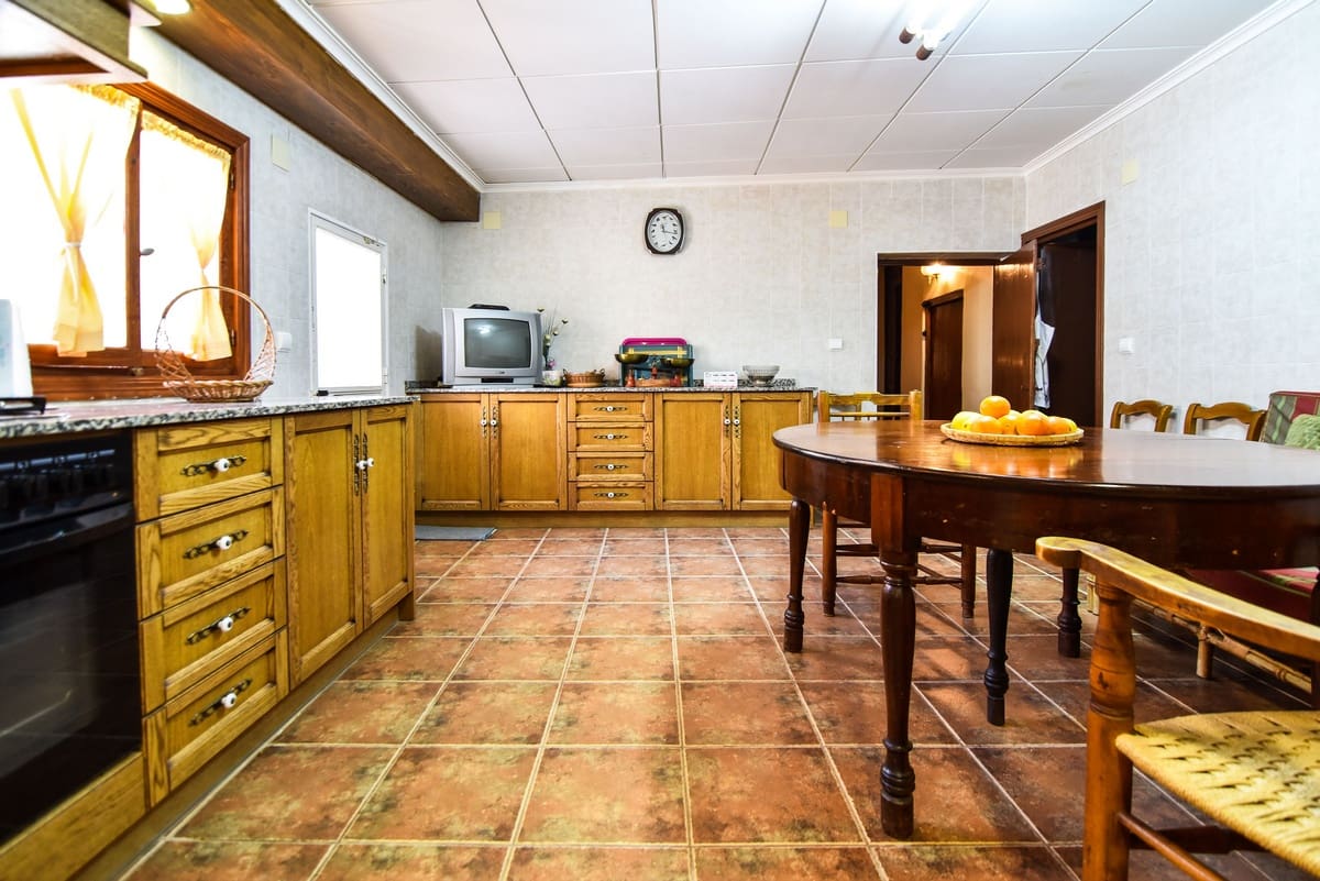 10 chambre Finca/Maison de Campagne à vendre à Encebras avec piscine - 2 250 000 € (Ref: 3611704)