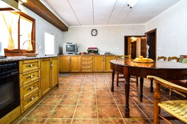 10 soveværelse Finca/Landehus til salg i Encebras, Pinoso med swimmingpool - € 2.250.000 (Ref: 3611704)