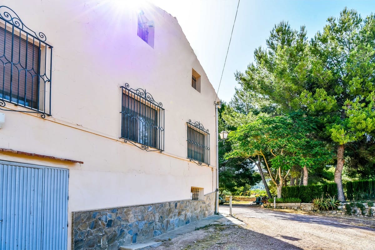 10 chambre Finca/Maison de Campagne à vendre à Encebras avec piscine - 2 250 000 € (Ref: 3611704)