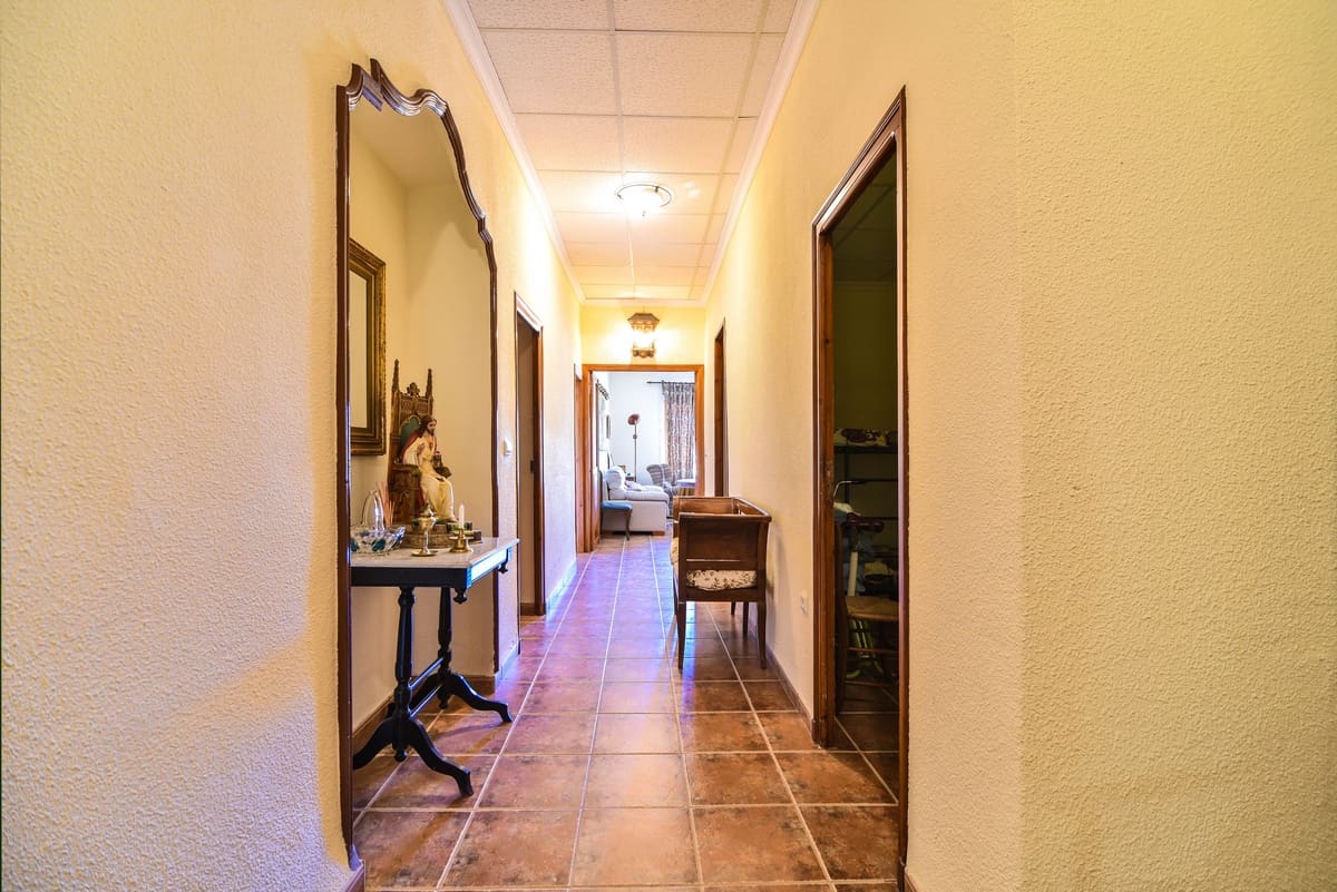 10 chambre Finca/Maison de Campagne à vendre à Encebras avec piscine - 2 250 000 € (Ref: 3611704)