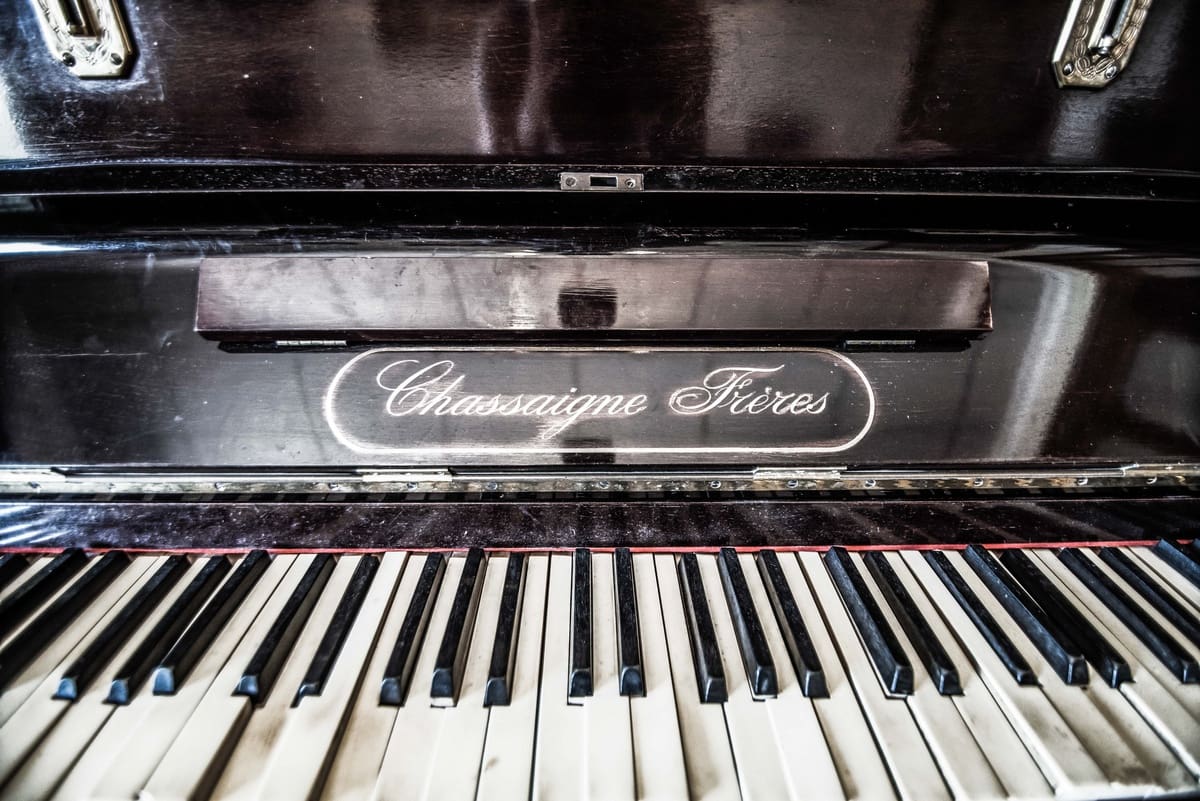 10 chambre Finca/Maison de Campagne à vendre à Encebras avec piscine - 2 250 000 € (Ref: 3611704)