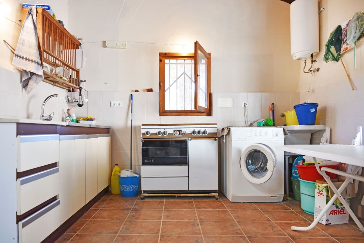 10 chambre Finca/Maison de Campagne à vendre à Encebras avec piscine - 2 250 000 € (Ref: 3611704)