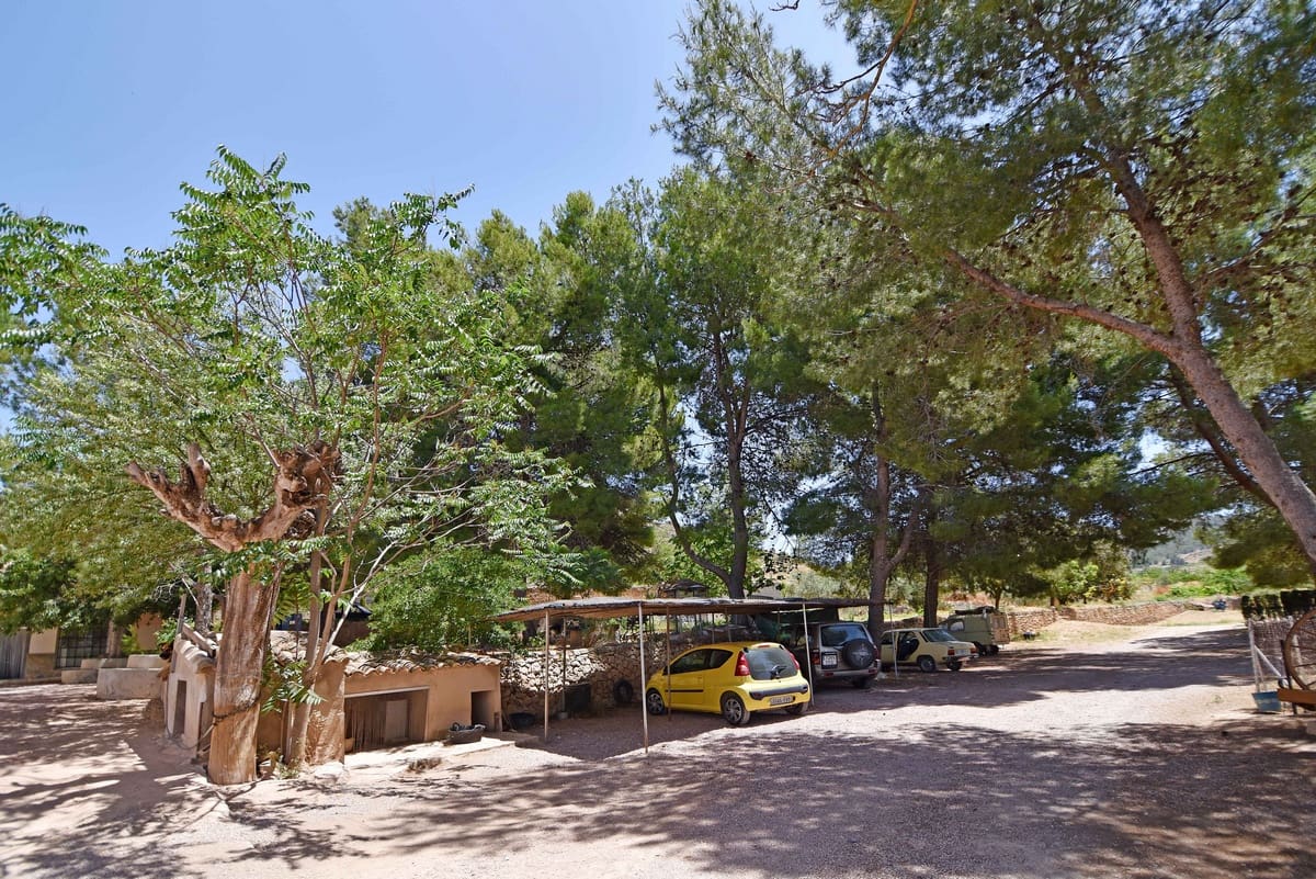 10 chambre Finca/Maison de Campagne à vendre à Encebras avec piscine - 2 250 000 € (Ref: 3611704)