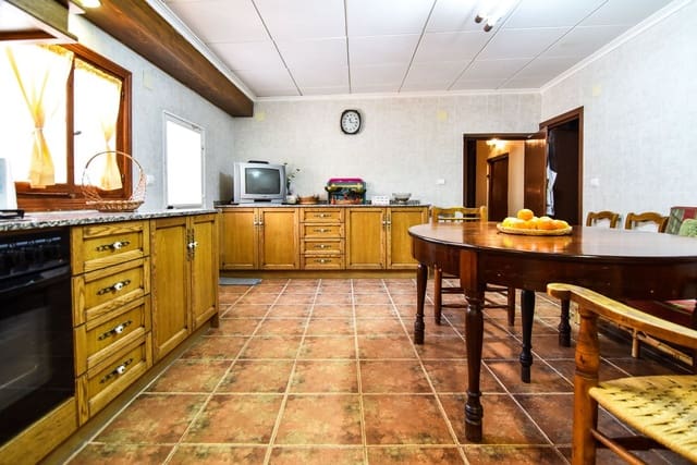 10 Zimmer Finca/Landgut zu verkaufen in Encebras, Pinoso mit Pool - 2.250.000 € (Ref: 3611704)