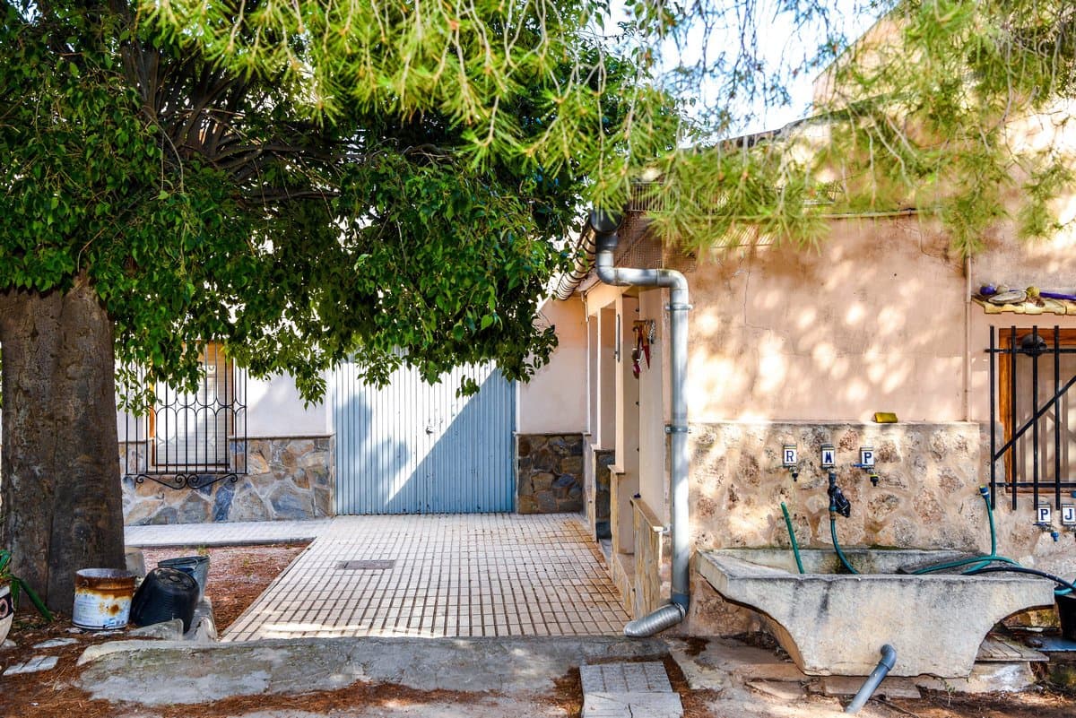 10 bedroom Finca/Country House for sale in Encebras with pool - € 2,250,000 (Ref: 3611704)